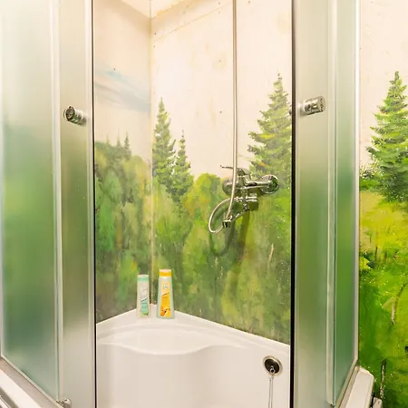 キャンプ場 シティー センター ガーデン キャンピング