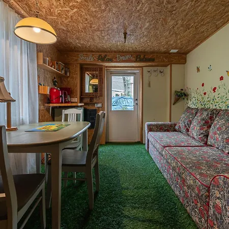 Center Garden 캠프장 탈린