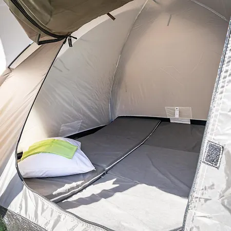 캠프장 Center Garden 탈린