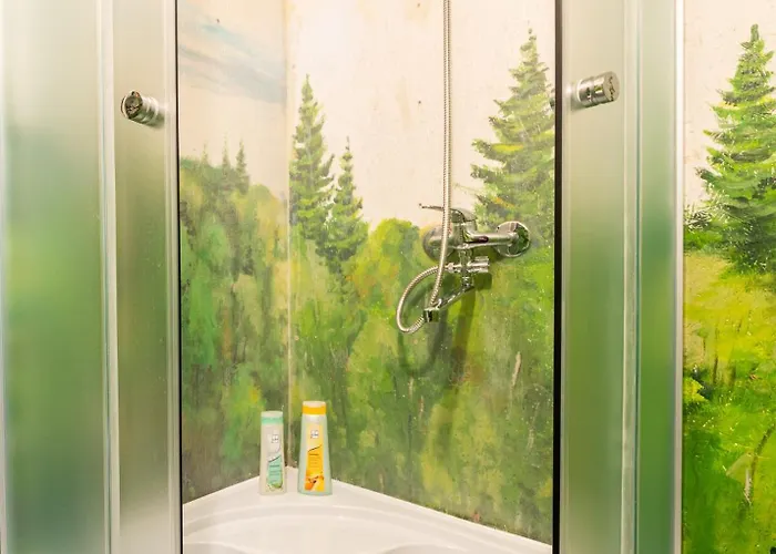 אתר קמפינג Center Garden