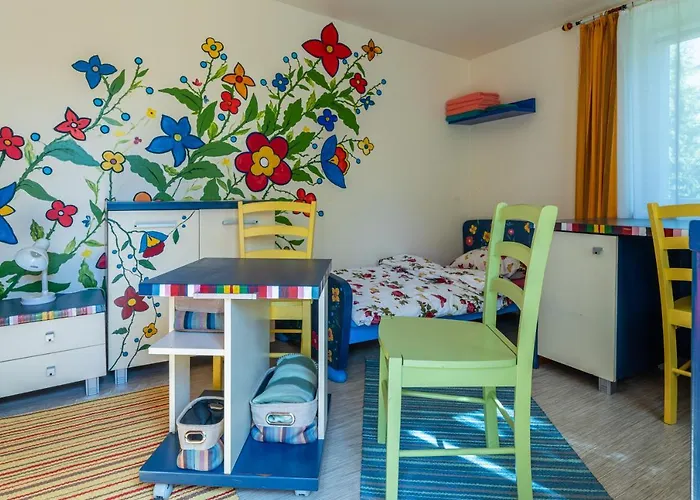 אתר קמפינג Center Garden טאלין