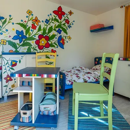 אתר קמפינג Center Garden טאלין