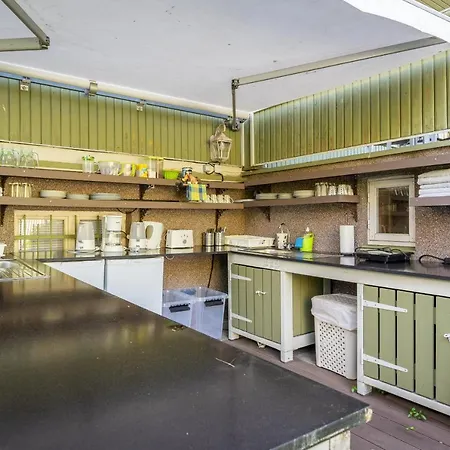 אתר קמפינג Center Garden טאלין